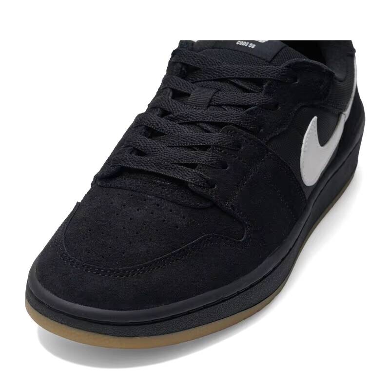 Nike Classic Leather Low Top S - đánh giá và giá Men Shoes On Sale Nike