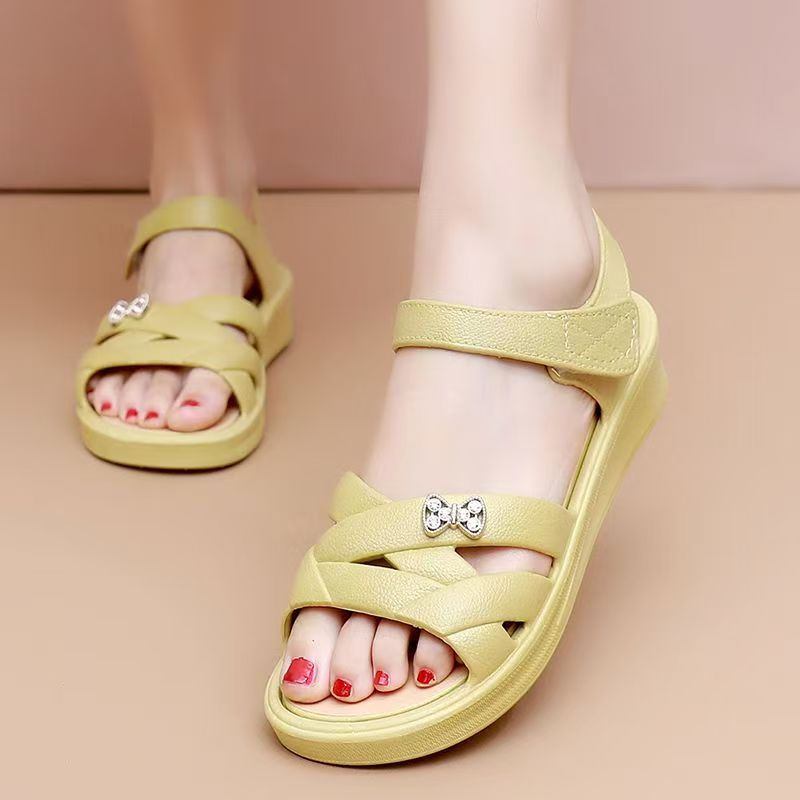 Middle Aged And Elderly Women  - đánh giá và giá Velcro Strap Sandal